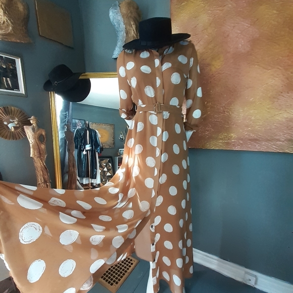 Banana Republic Dresses & Skirts - Banana Republic Polka Dot Maxi Dress